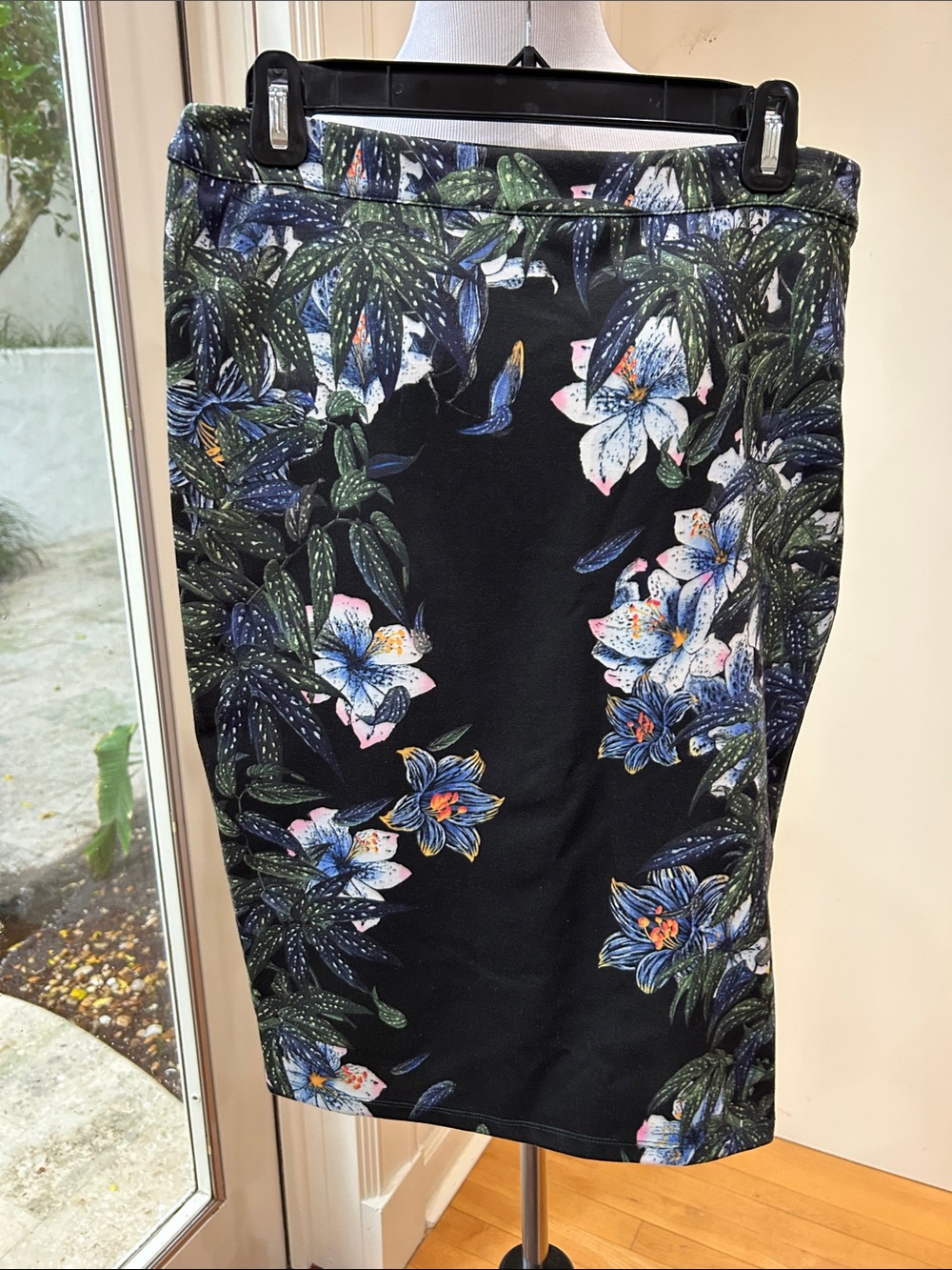 Zara Black Floral Pencil Skirt with Blue & White Blooms